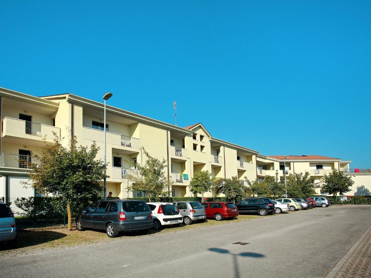 Apartment Robinia-Pinetine-3 By Interhome Duna Verde Exterior foto